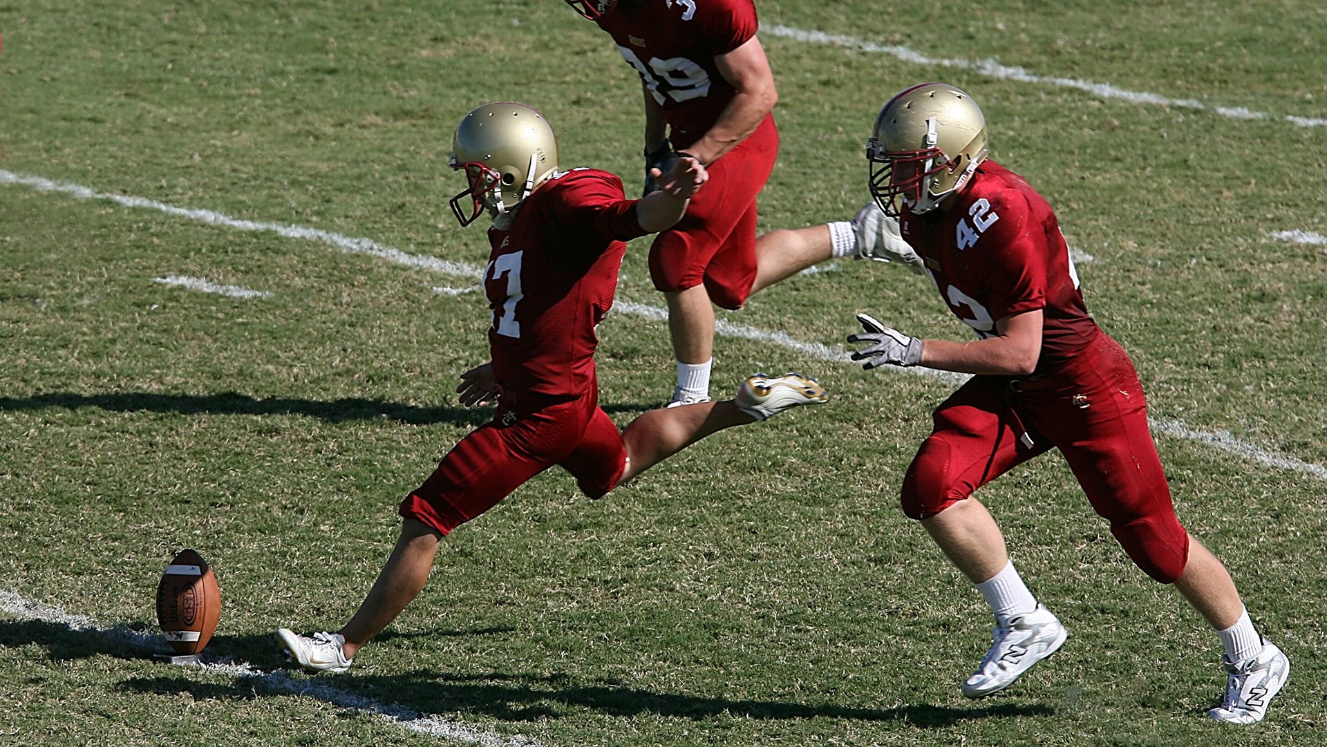 欧洲杯激战连连：战术变化引领潮流！，欧洲杯 激光